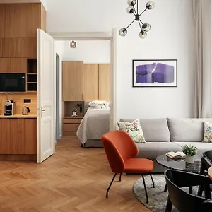 Aparthotel R16 Residences *****