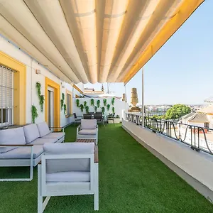 trendy-penthouse-by-the-bullring.es-andalucia.com/
