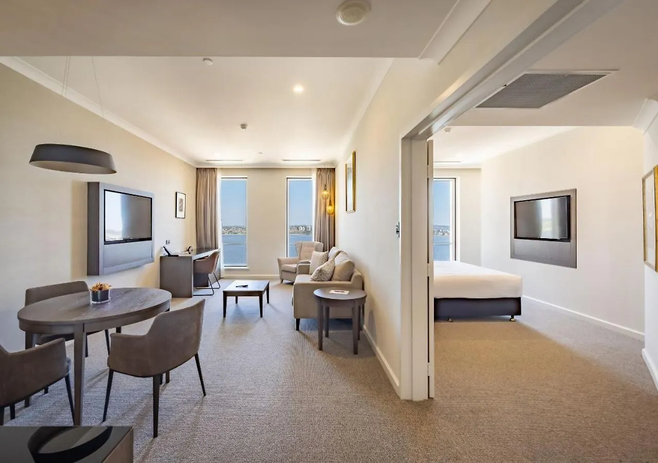 Duxton Hotel Perth 5*,
